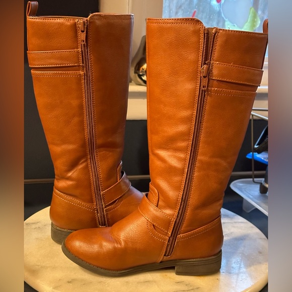 Kohl’s Ridding Boots SZ 13 Brown Boots with memory foam Gold Buckles Har… - Picture 10 of 13
